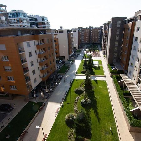 A Blok New Modern - Free Garage Parking, Comfortable, Quiet With A Park View Belgrad Exterior foto